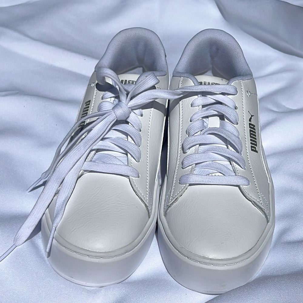 Puma Carina 2.0 Sneaker - Women's 8 - Picture 5 of 5